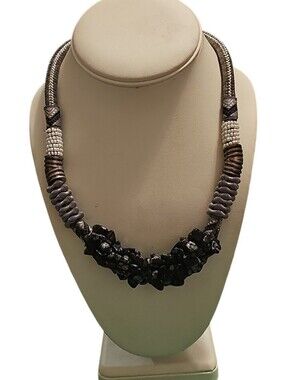 NWT Gina LAURA Statement Black Stone Mixed Materials Cluster Necklace